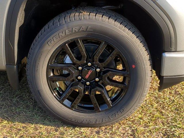 new 2024 GMC Sierra 1500 car, priced at $55,706