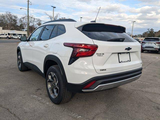 new 2025 Chevrolet Trax car, priced at $24,409