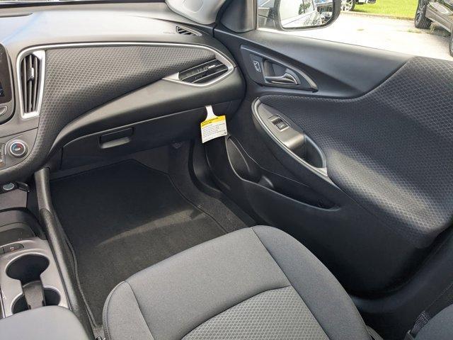 new 2025 Chevrolet Malibu car, priced at $25,984