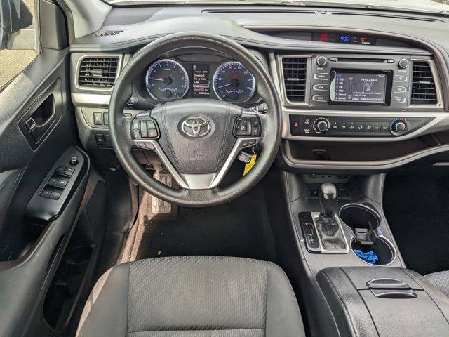 used 2019 Toyota Highlander car, priced at $21,484