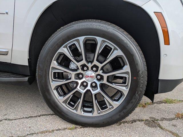 new 2025 GMC Yukon XL car, priced at $88,811
