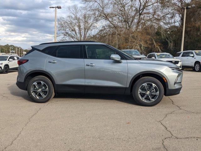 new 2025 Chevrolet Blazer car, priced at $36,900