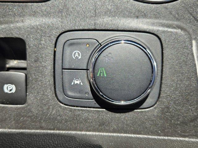 used 2022 Chevrolet Traverse car, priced at $20,484