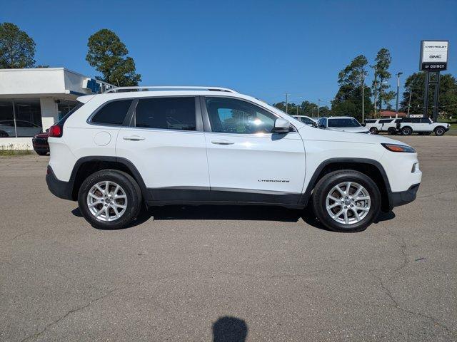 used 2016 Jeep Cherokee car, priced at $9,584