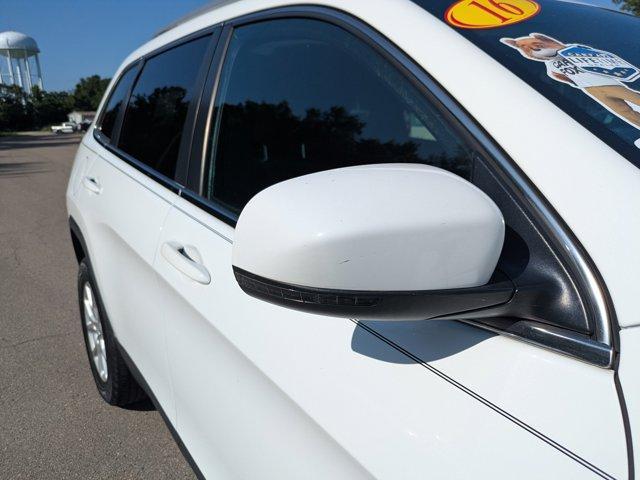 used 2016 Jeep Cherokee car, priced at $9,584