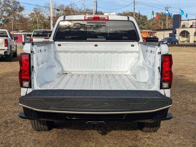 new 2025 Chevrolet Colorado car, priced at $33,519