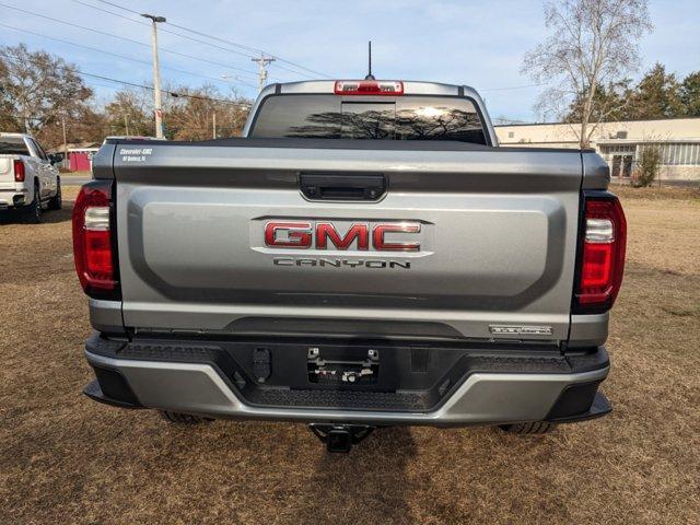 new 2024 GMC Canyon car, priced at $39,800