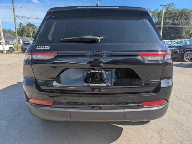used 2024 Jeep Grand Cherokee car, priced at $36,384