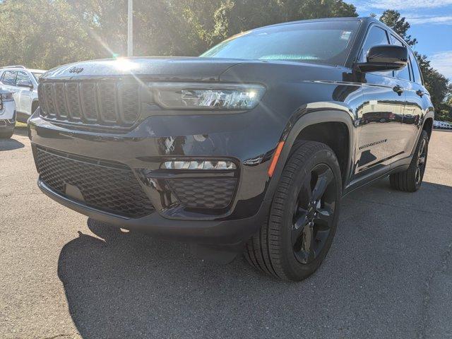 used 2024 Jeep Grand Cherokee car, priced at $36,384