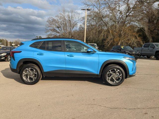 new 2025 Chevrolet Trax car, priced at $26,043