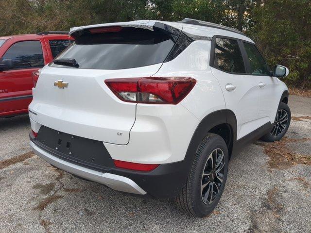 new 2025 Chevrolet TrailBlazer car, priced at $26,900