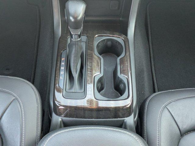 used 2022 GMC Canyon car, priced at $27,984