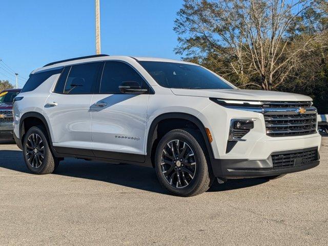 new 2024 Chevrolet Traverse car, priced at $40,000