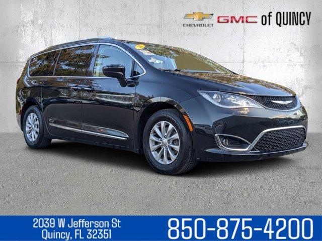 used 2018 Chrysler Pacifica car, priced at $15,784