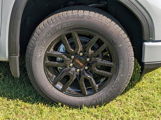new 2025 GMC Sierra 1500 car, priced at $46,969