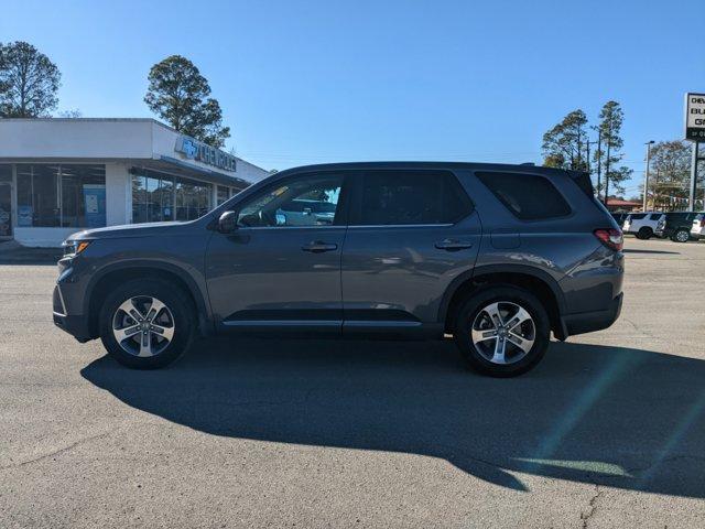 used 2024 Honda Pilot car, priced at $38,984