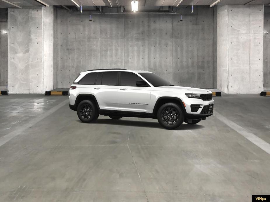 new 2025 Jeep Grand Cherokee car, priced at $43,735