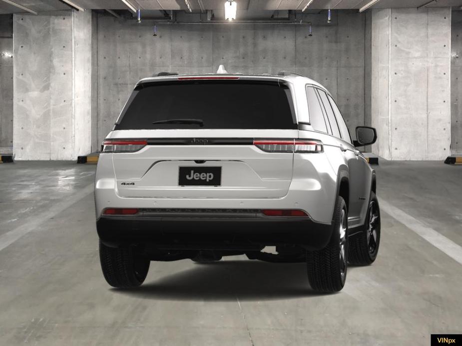 new 2025 Jeep Grand Cherokee car, priced at $45,380