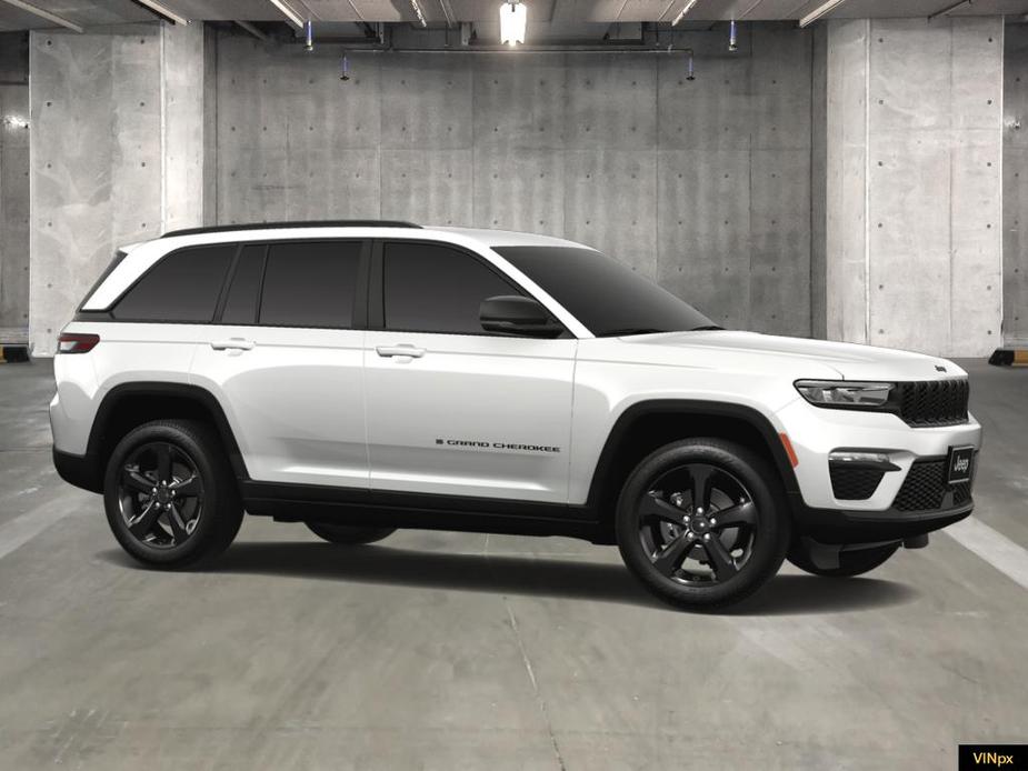 new 2025 Jeep Grand Cherokee car, priced at $49,740