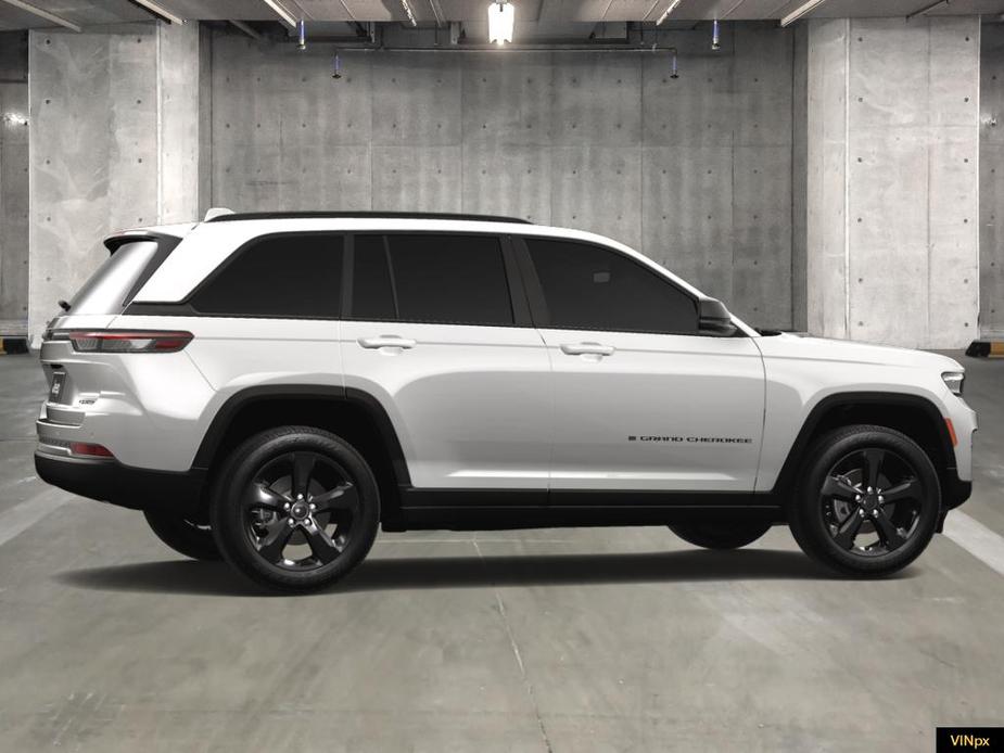 new 2025 Jeep Grand Cherokee car, priced at $49,740