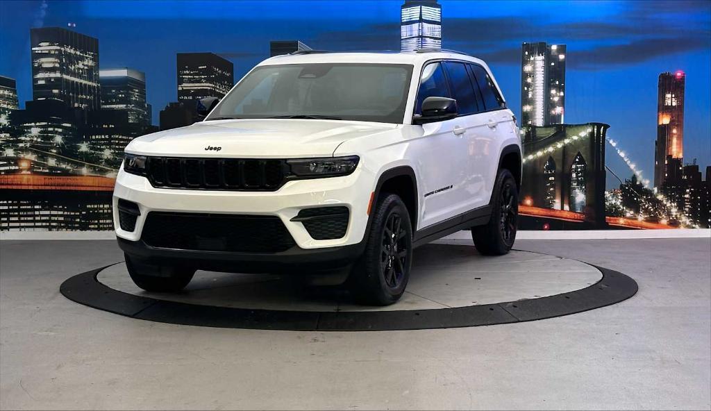 new 2025 Jeep Grand Cherokee car, priced at $44,310