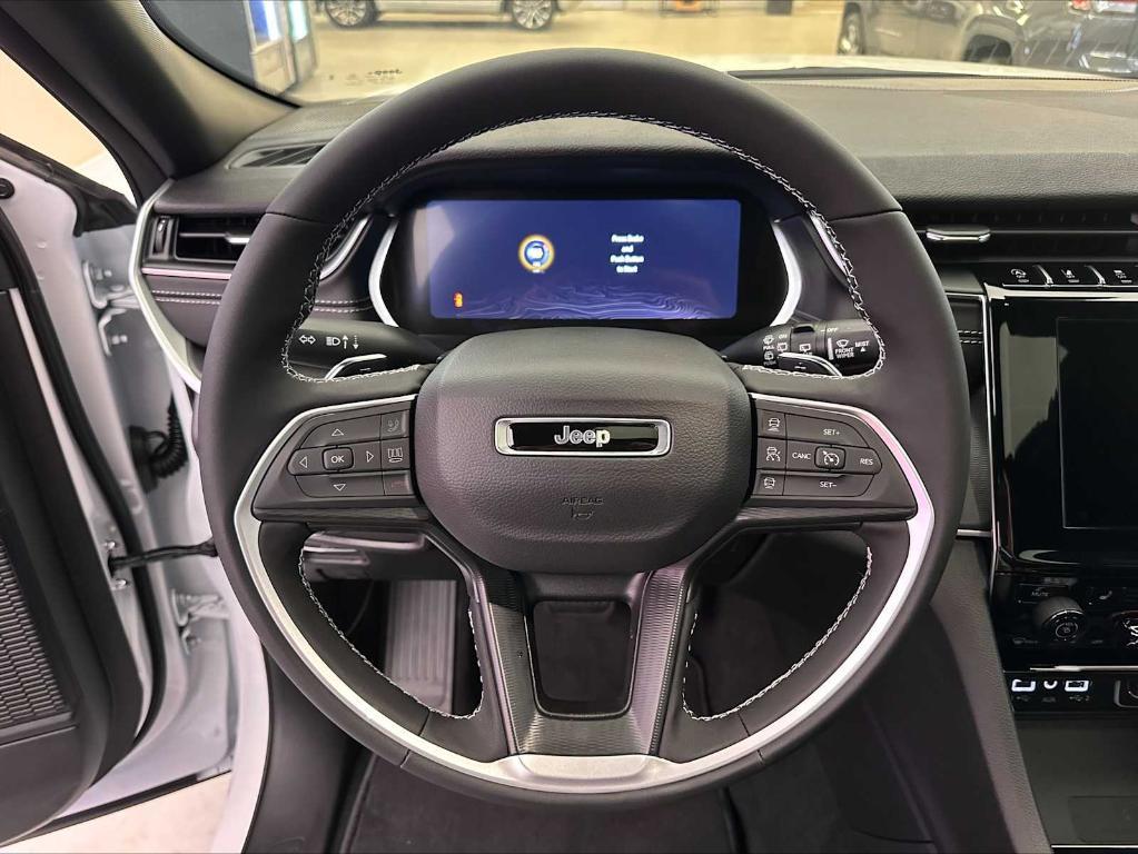 new 2025 Jeep Grand Cherokee car, priced at $44,310