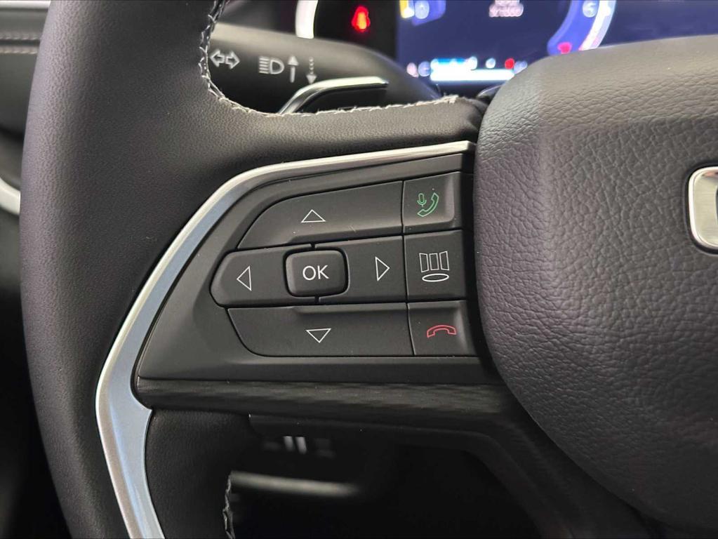 new 2025 Jeep Grand Cherokee car, priced at $44,310
