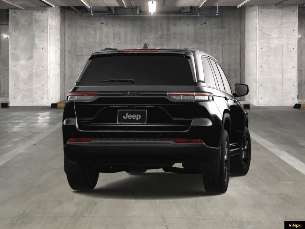 new 2025 Jeep Grand Cherokee car, priced at $43,135