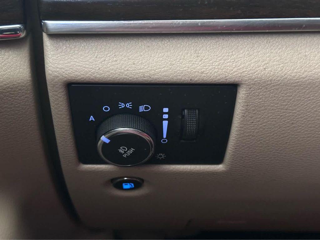used 2015 Jeep Grand Cherokee car, priced at $13,300