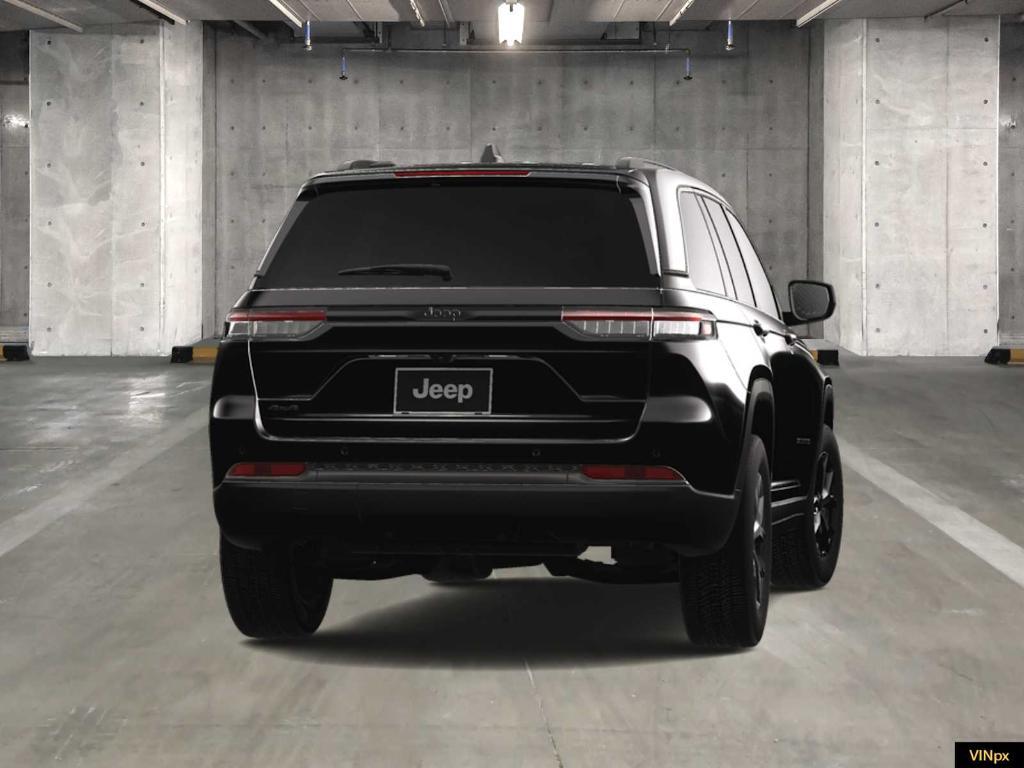 new 2025 Jeep Grand Cherokee car, priced at $43,135