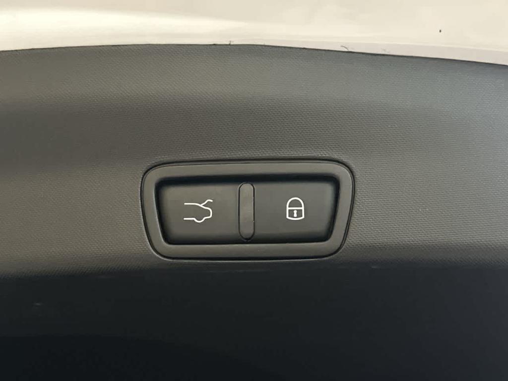 used 2023 Alfa Romeo Stelvio car, priced at $34,900