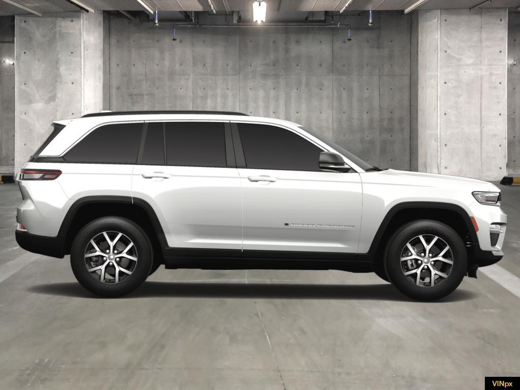 new 2025 Jeep Grand Cherokee car, priced at $47,015