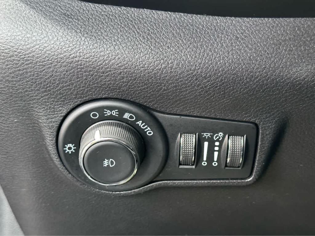 used 2022 Jeep Compass car, priced at $22,500