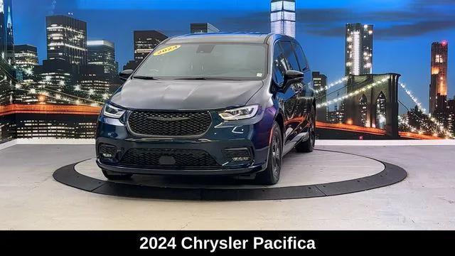 used 2024 Chrysler Pacifica Hybrid car, priced at $43,900