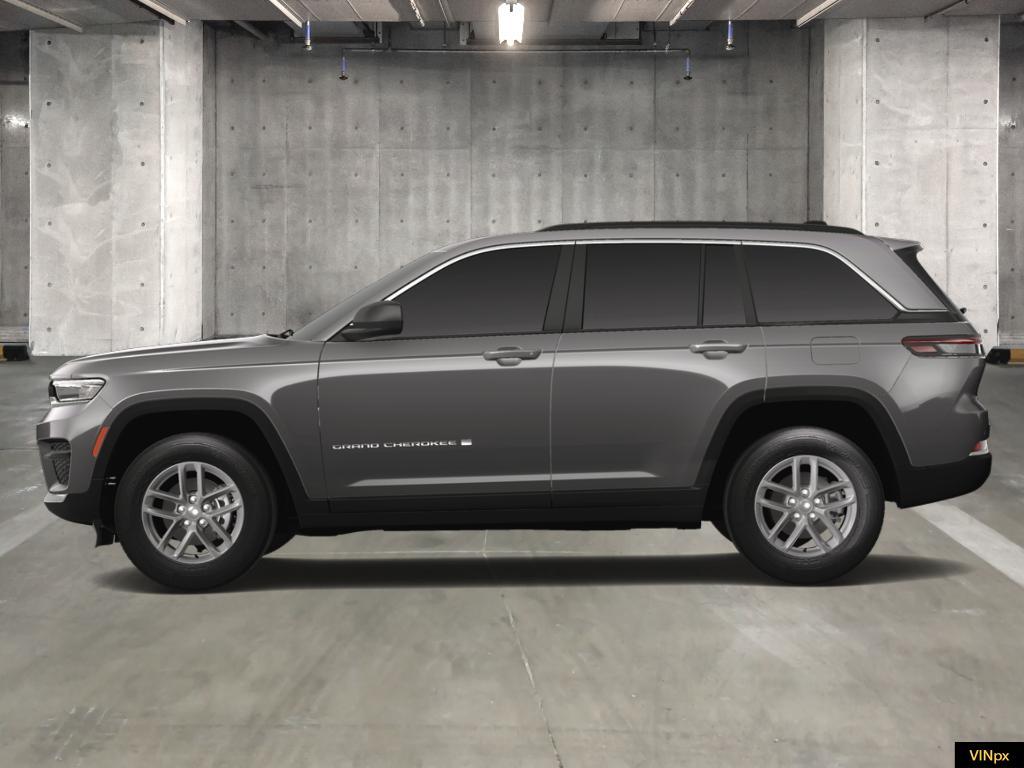new 2025 Jeep Grand Cherokee car, priced at $41,920