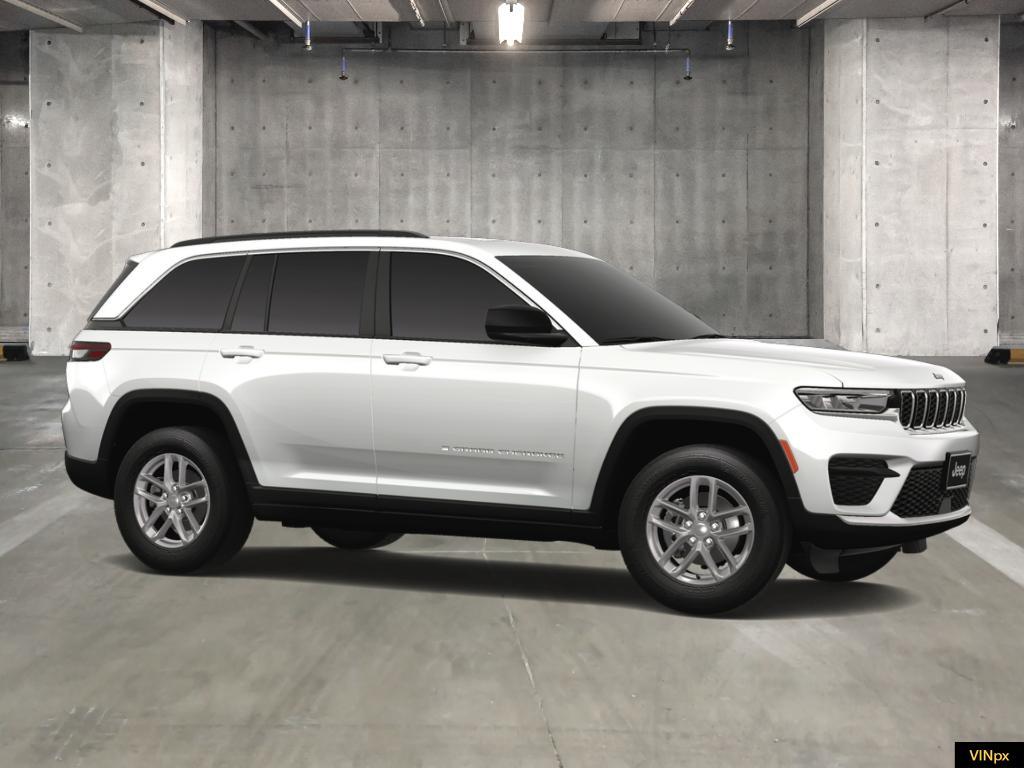 new 2025 Jeep Grand Cherokee car, priced at $43,375