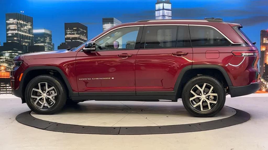 used 2023 Jeep Grand Cherokee car, priced at $33,900