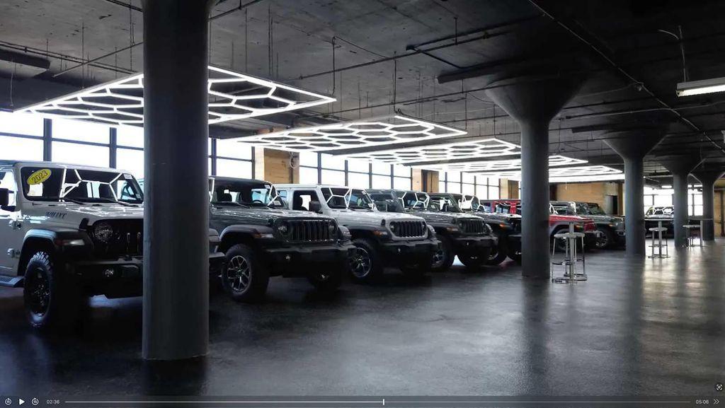 new 2025 Jeep Wagoneer S car, priced at $67,590