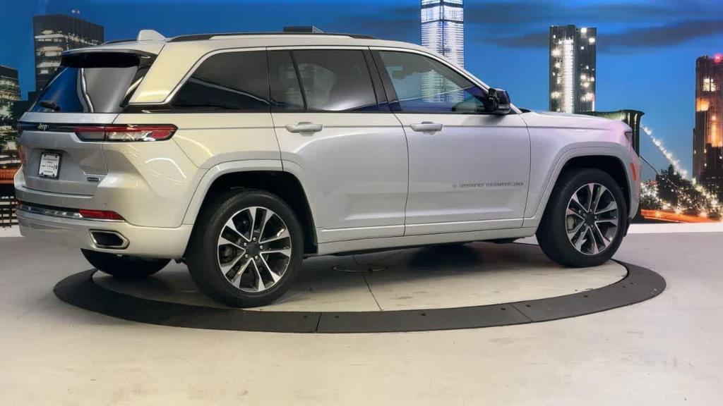 used 2022 Jeep Grand Cherokee car, priced at $38,200