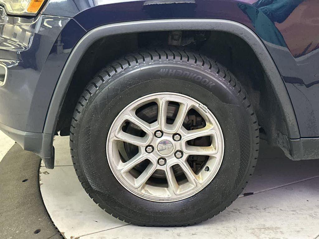 used 2018 Jeep Grand Cherokee car, priced at $15,400