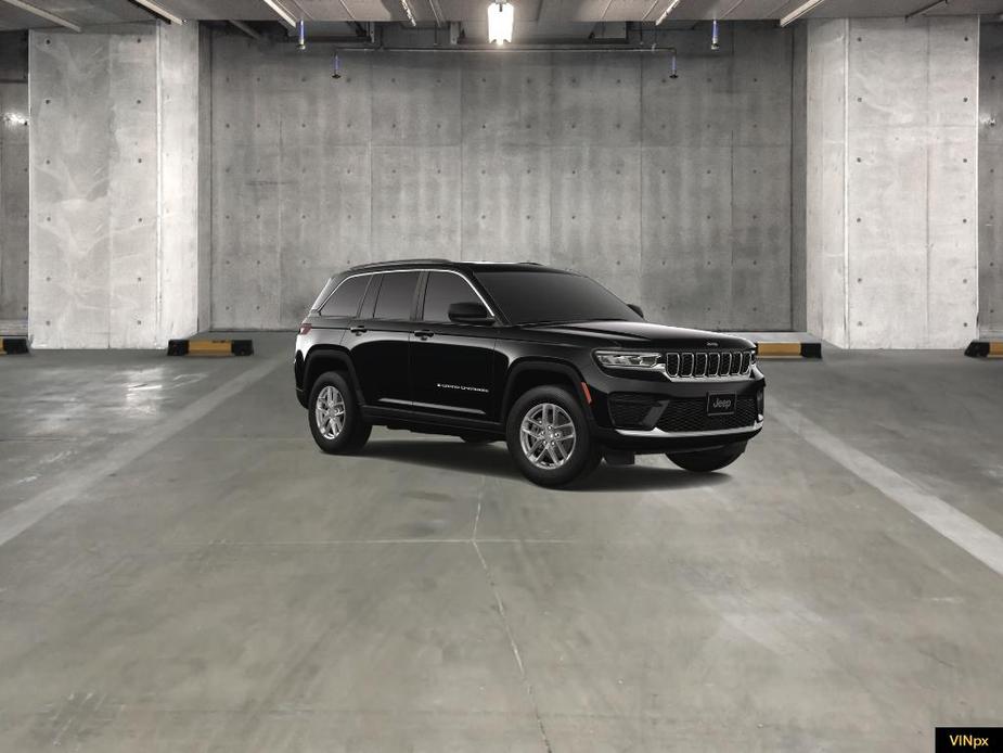 new 2025 Jeep Grand Cherokee car, priced at $41,770