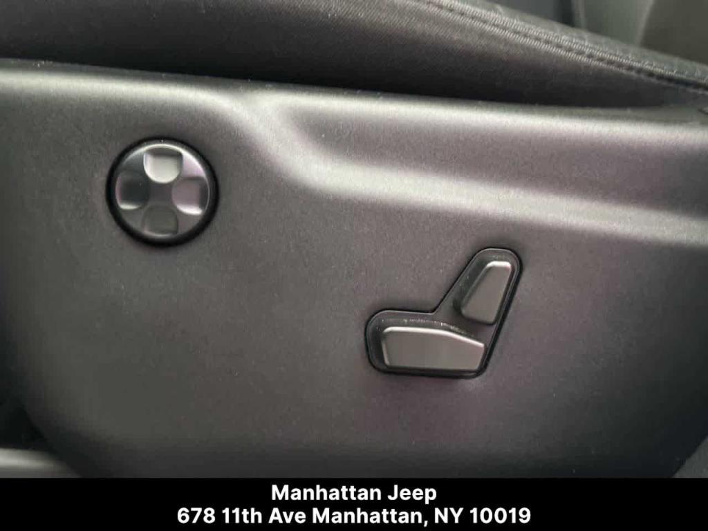 used 2022 Dodge Durango car, priced at $34,900
