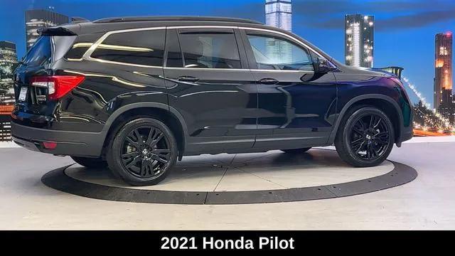 used 2021 Honda Pilot car, priced at $30,900