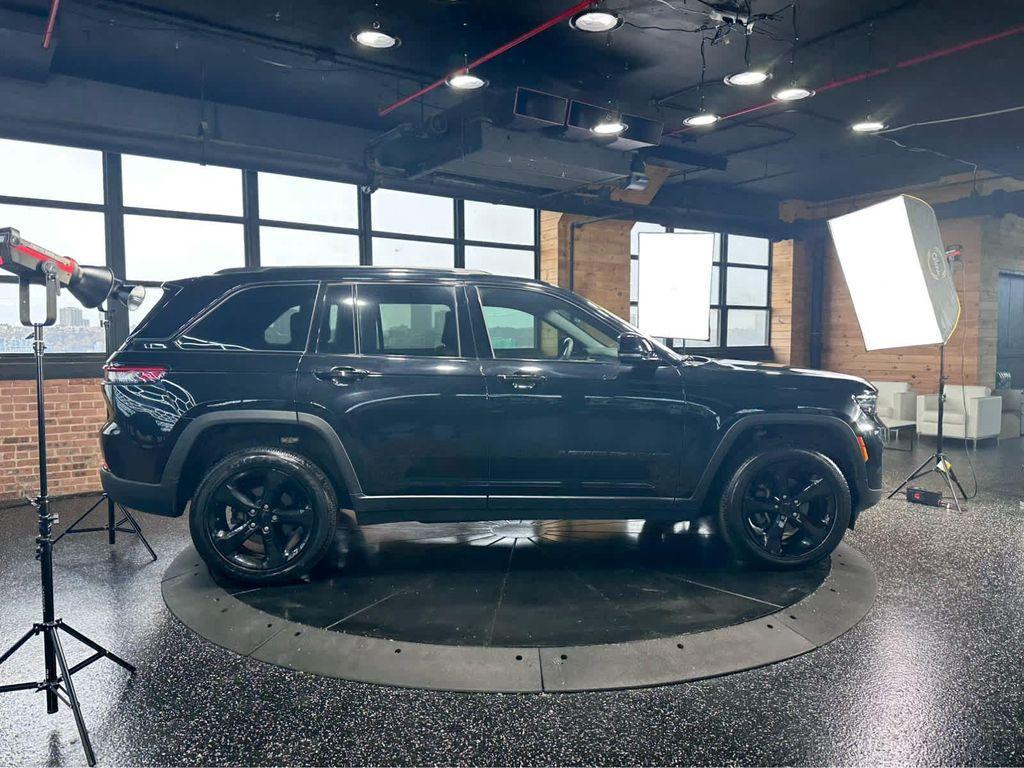 used 2023 Jeep Grand Cherokee car, priced at $35,100