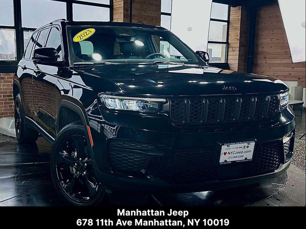 used 2023 Jeep Grand Cherokee car, priced at $35,100
