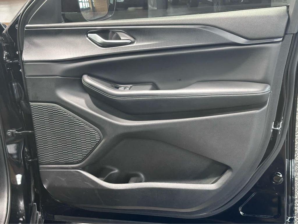 used 2023 Jeep Grand Cherokee car, priced at $35,100