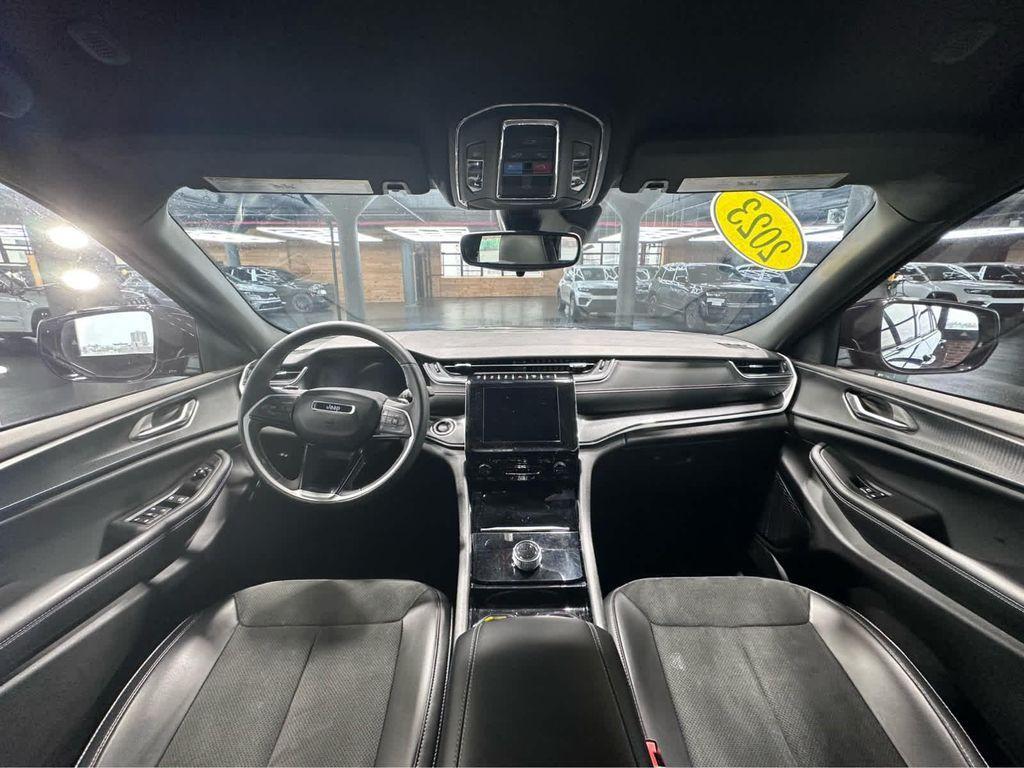 used 2023 Jeep Grand Cherokee car, priced at $35,100