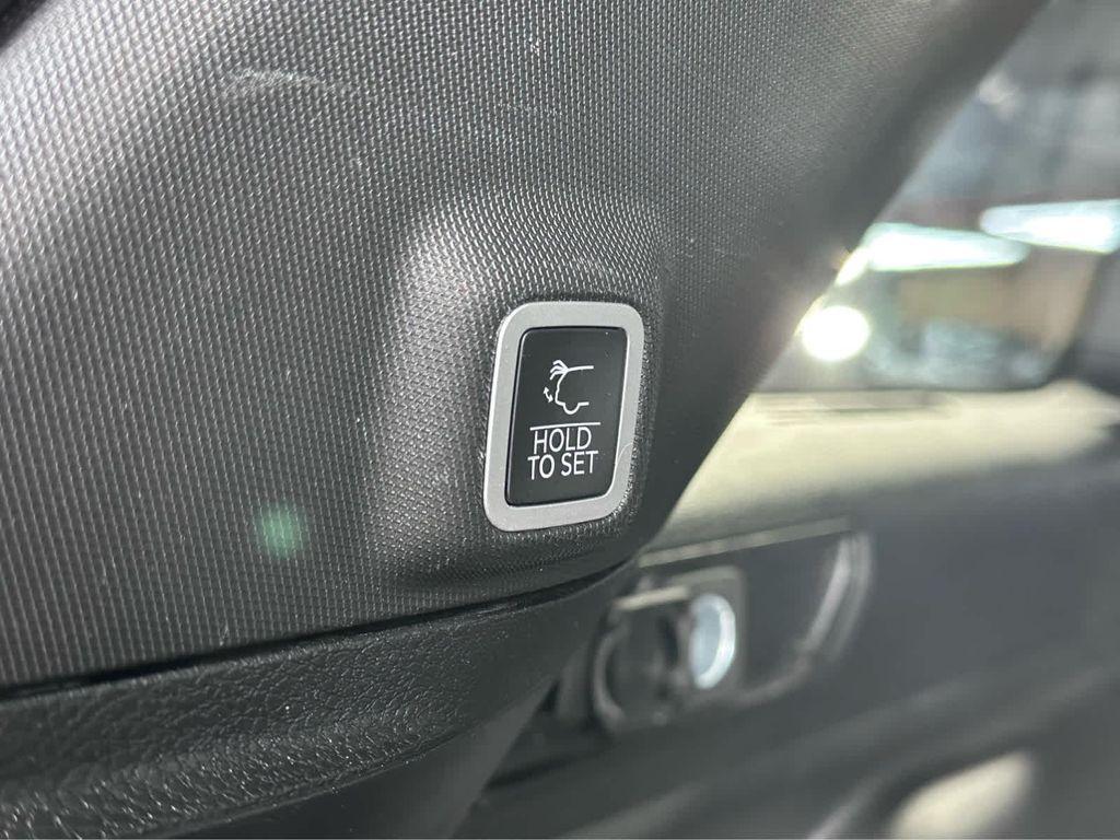 used 2023 Jeep Grand Cherokee car, priced at $35,100