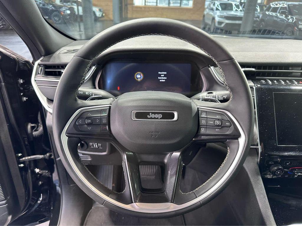 used 2023 Jeep Grand Cherokee car, priced at $33,900