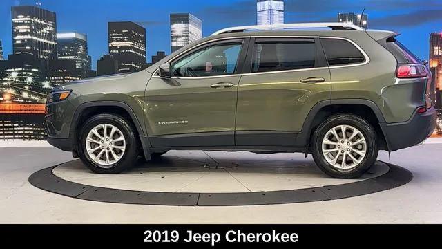 used 2019 Jeep Cherokee car, priced at $16,500